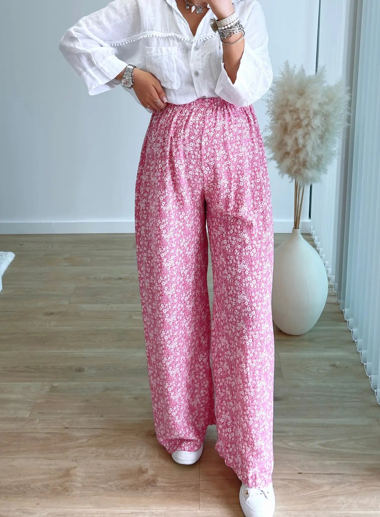 pantalon-de-grossesse-fleuri-rose