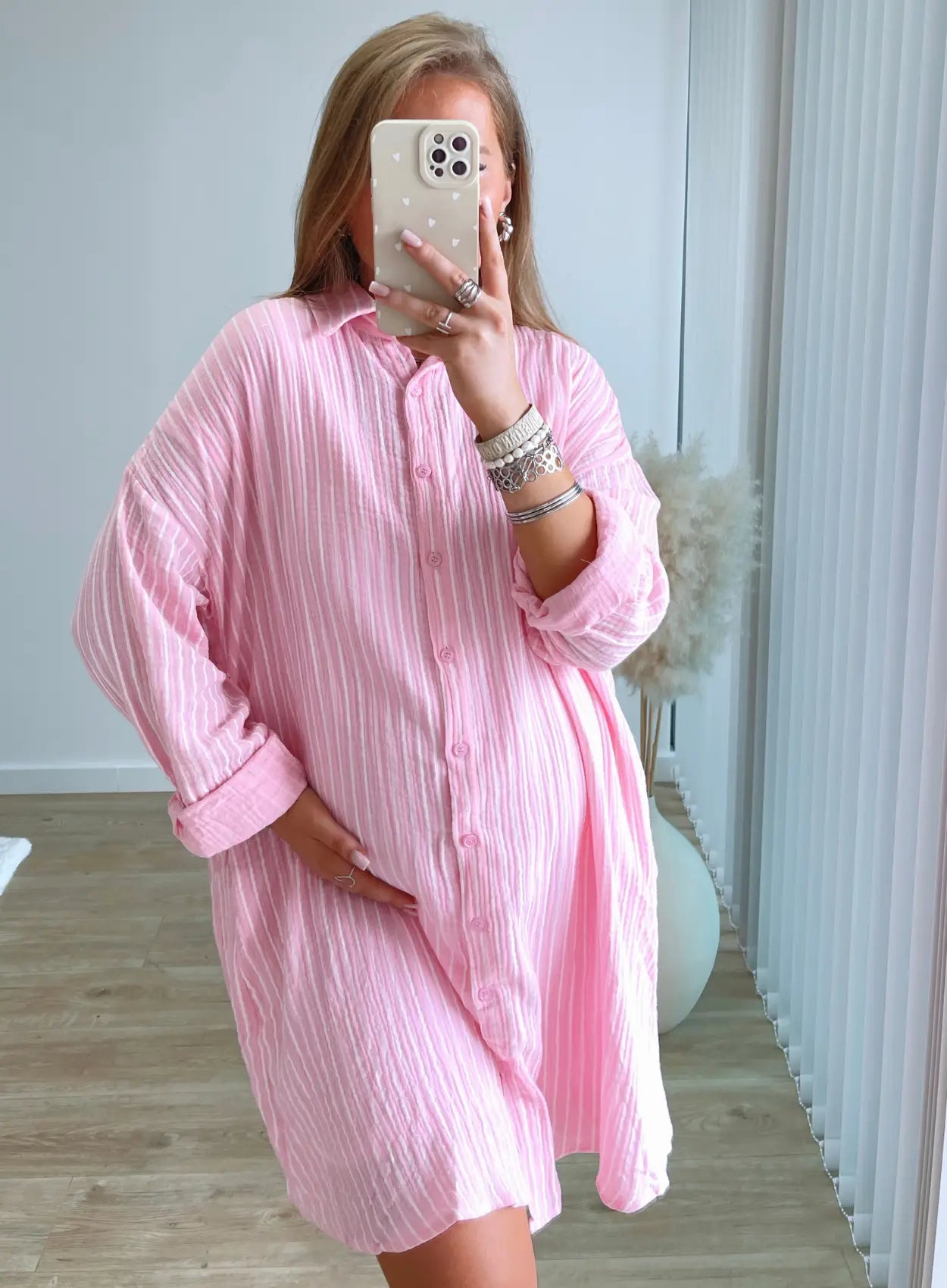 robe-chemise-de-grossesse-en-coton-à-rayures-rose