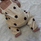 vetement-bebe-salopette-en-maille-ourson-pour-bebe-beige