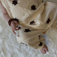 vetement-bebe-salopette-en-maille-ourson-pour-bebe-beige