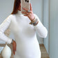 robe-longue-de-grossesse-col-roulé-blanche-en-maille