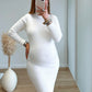 robe-longue-de-grossesse-col-roulé-blanche-en-maille