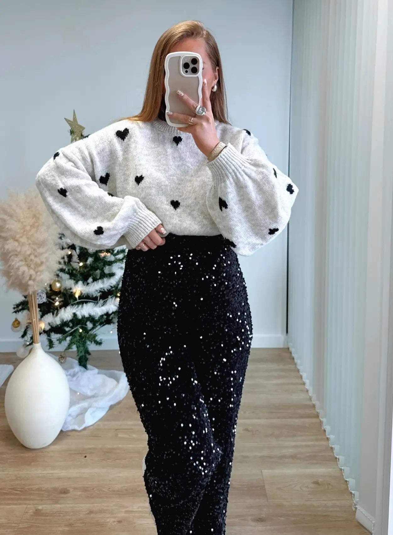 ensemble-de-grossesse-à-sequins-noir-pantalon-et-top-court-à-bretelles