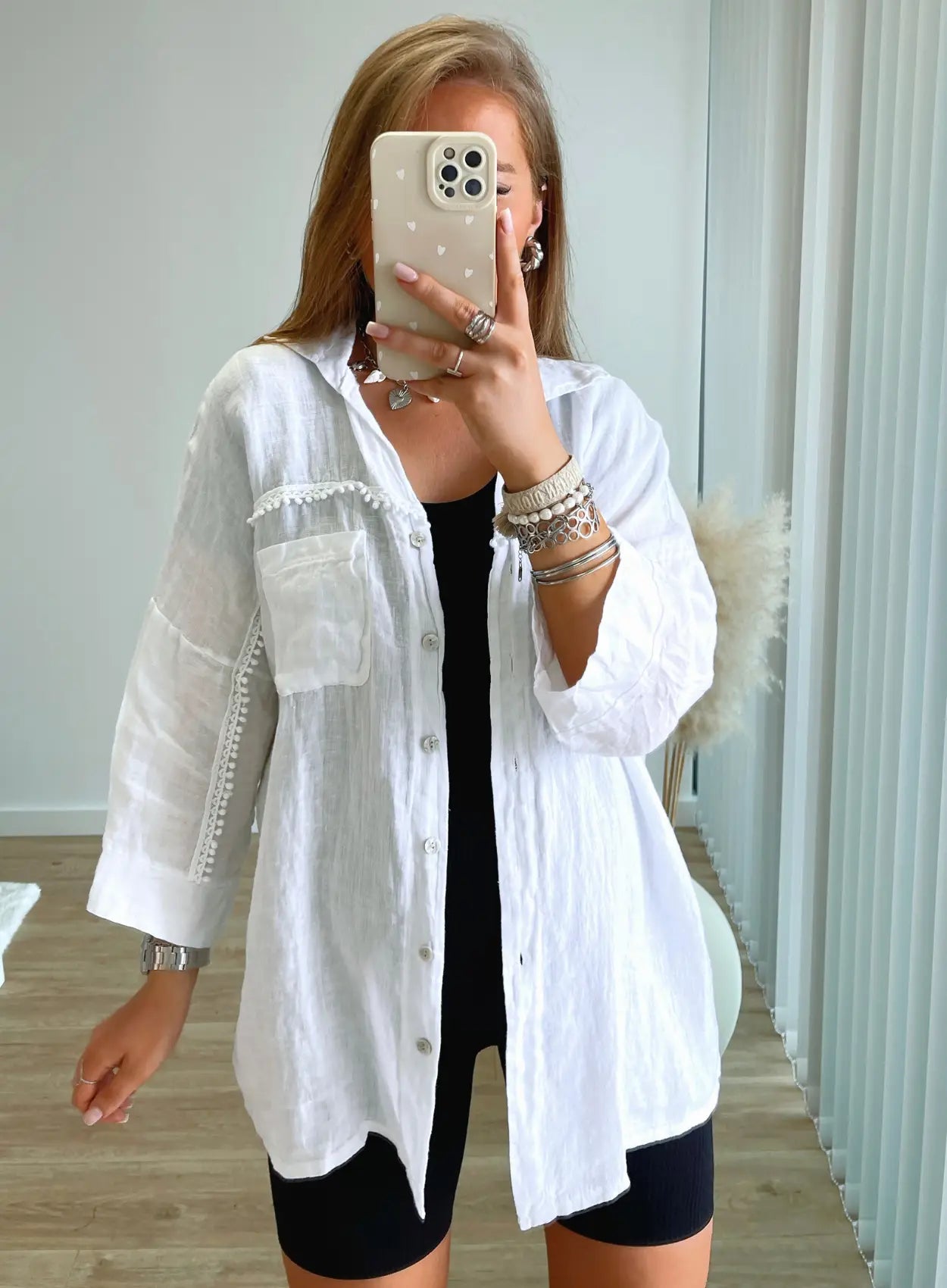 chemise-de-grossesse-en-lin-blanche