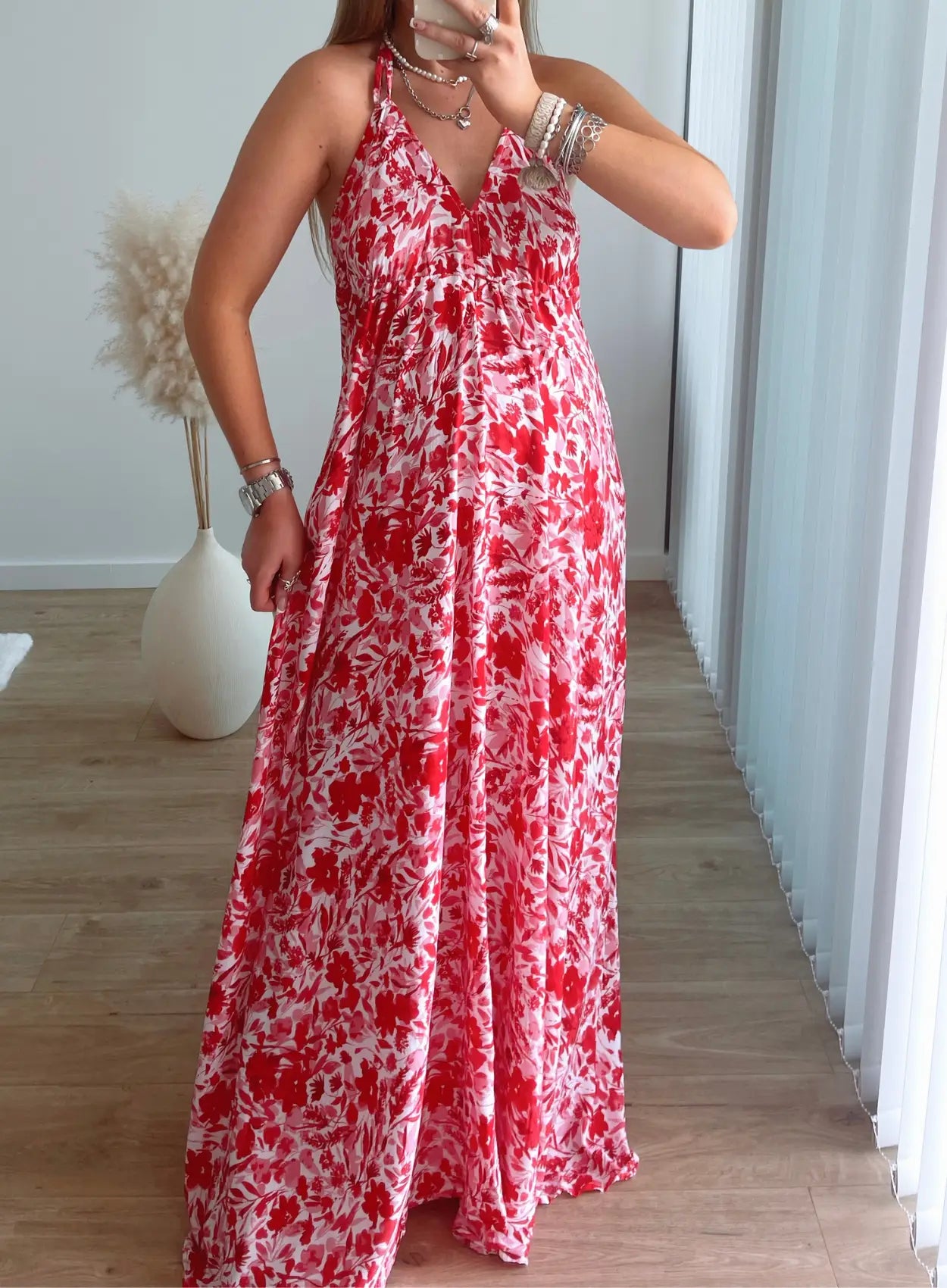 robe-longue-de-grossesse-fleurie-dos-nu